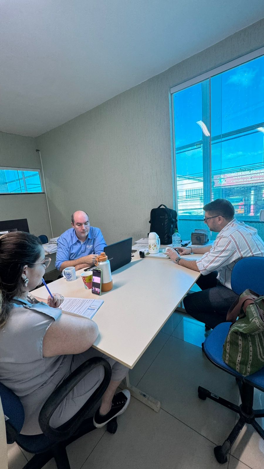 Membros do Comitê de Investimentos em reunião online